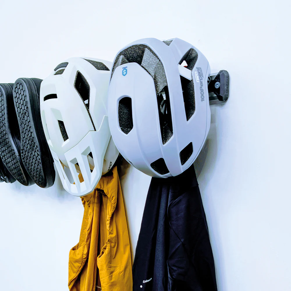Lodestar Helmet & Shoe Set - Image 3