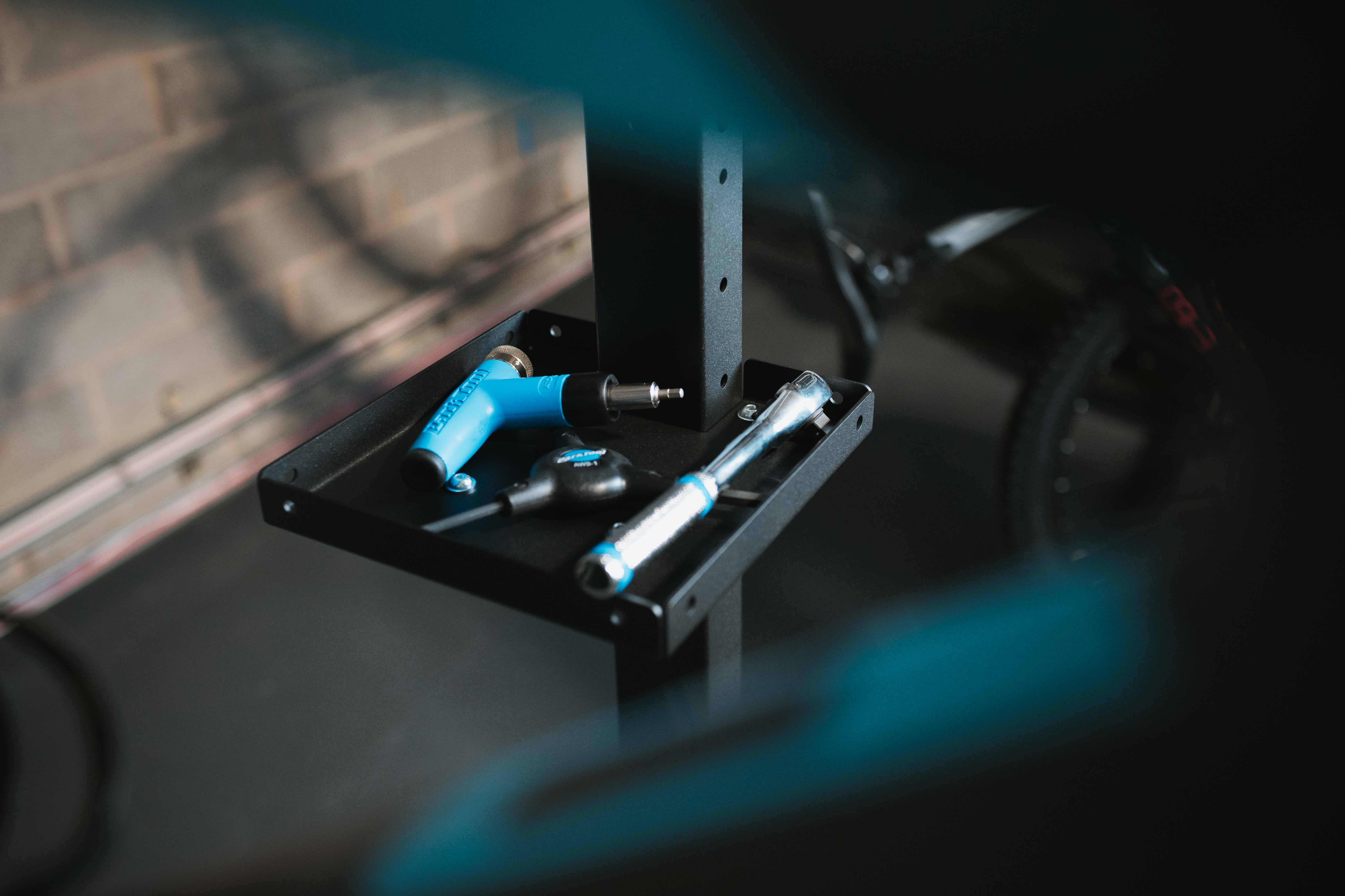 SpaceRail Freestanding Accessory Tray - Image 3